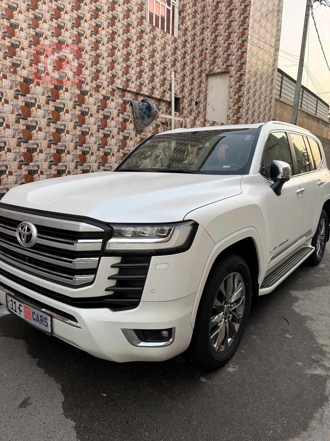 تويوتا لاندكروزر